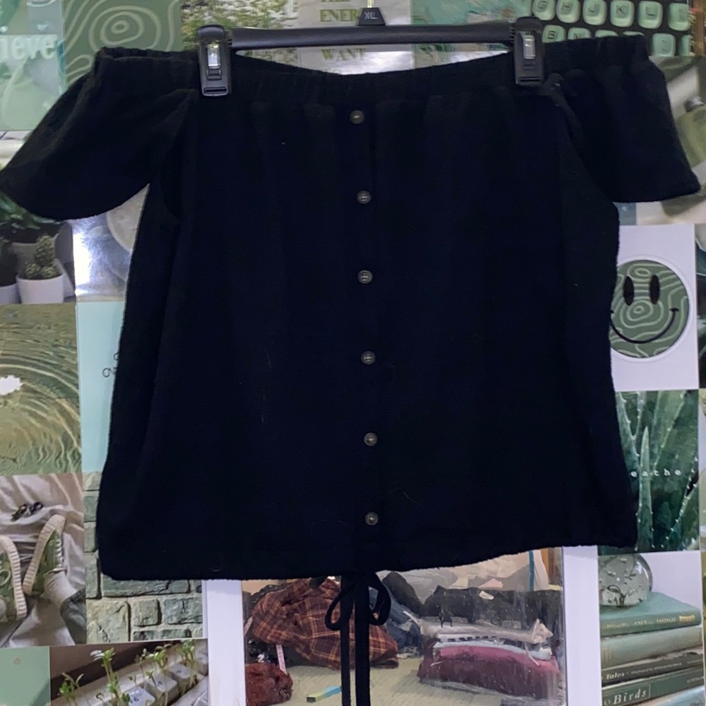 Off the shoulder button-up top, size Large (L)